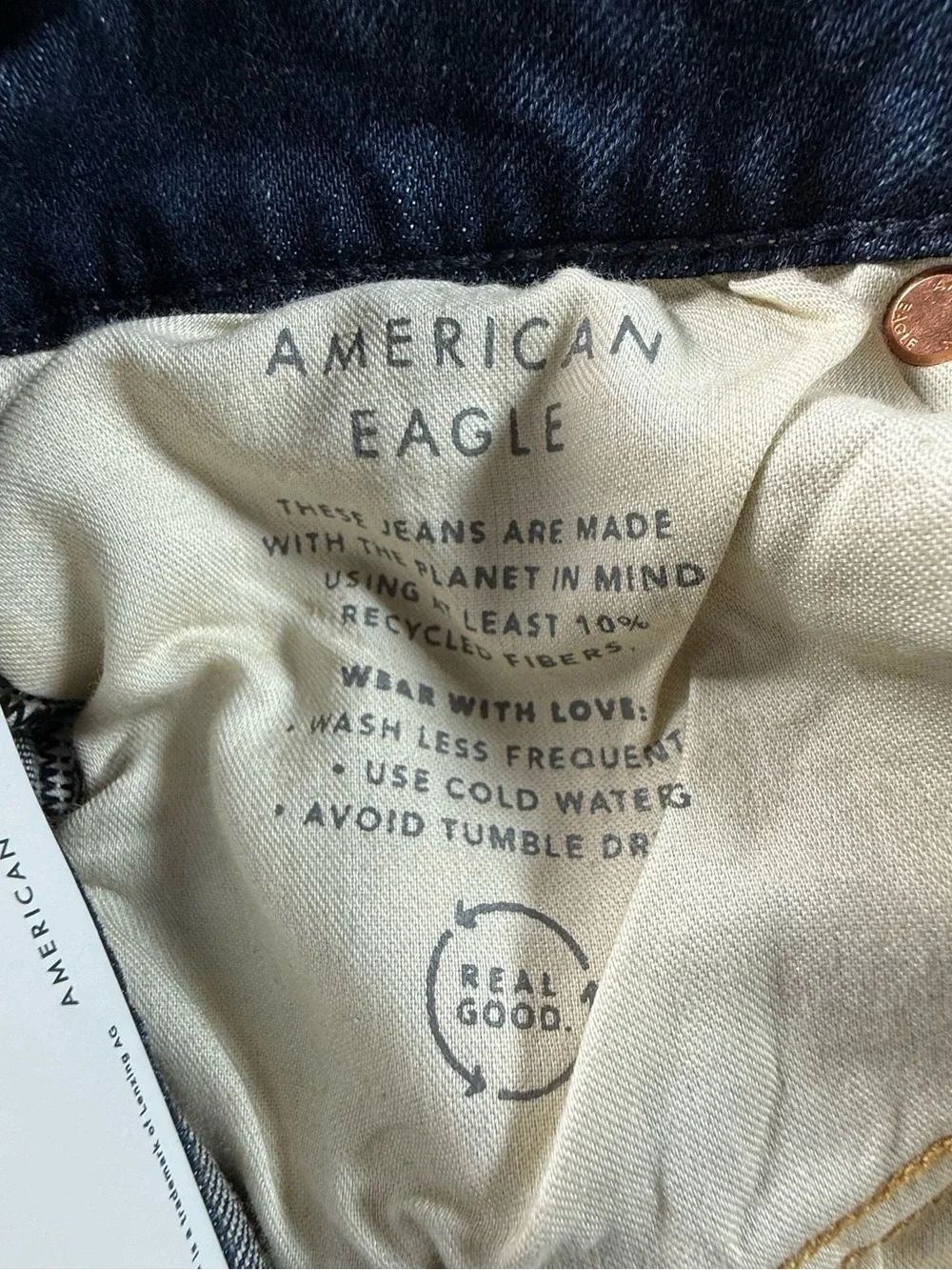 American Eagle Airflex+ Tencel Fibers Jean Short Mens 30 ATK Distressed 8” NWT